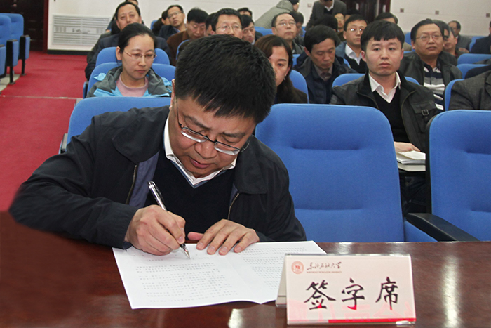 1523500232908073928.jpg 李.jpg