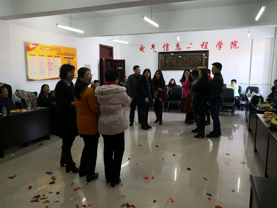 1520930710763015922.jpg 电气信息工程学院2.jpg