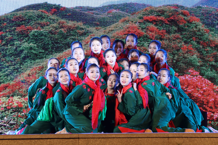 1527820256282060629.jpg ZXB_2818鍓湰.jpg