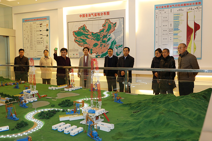 1542077381967032245.jpg ZXB_64390鍓湰.jpg
