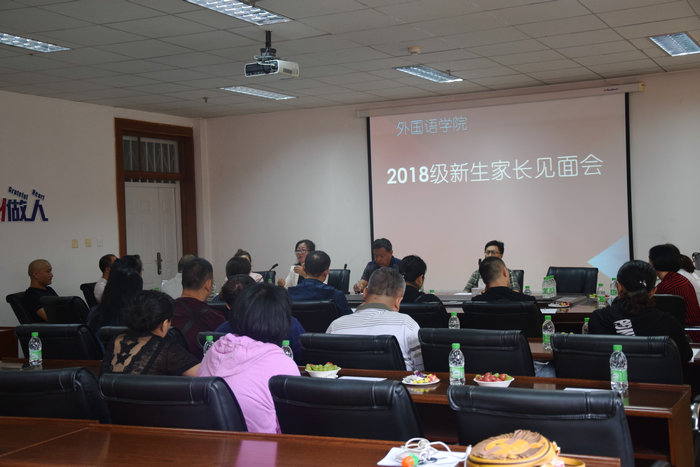 1536039564592047627.jpg 澶栬闄㈡柊鐢熷闀胯闈細_鍓湰.jpg
